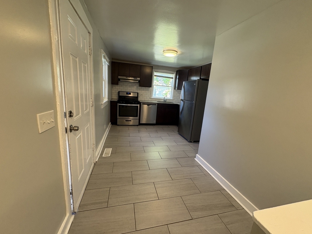 1716 Brown Avenue - Photo 22