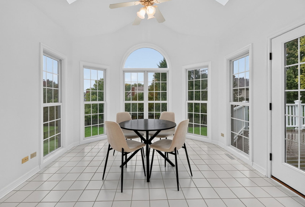 2715 Wendy Drive - Photo 10