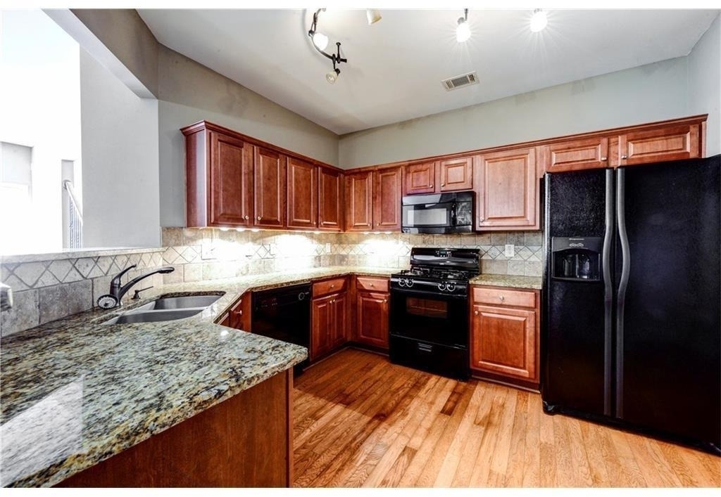 4976 Berkeley Oak Drive - Photo 9