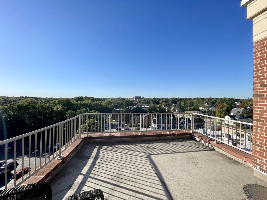 520 S Washington Street - Photo 34