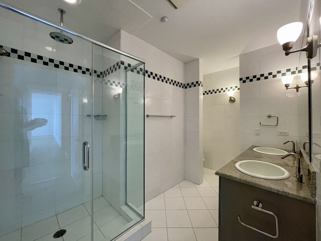 520 S Washington Street - Photo 28