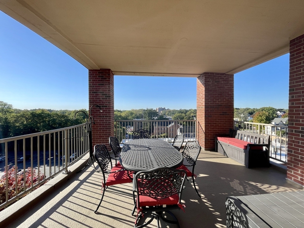 520 S Washington Street - Photo 19