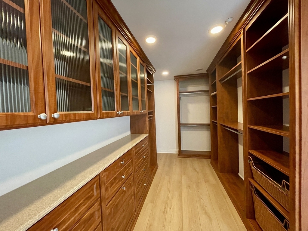 520 S Washington Street - Photo 24