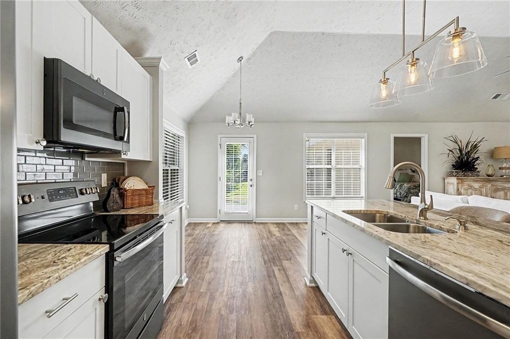 1545 Quail Point Run - Photo 2