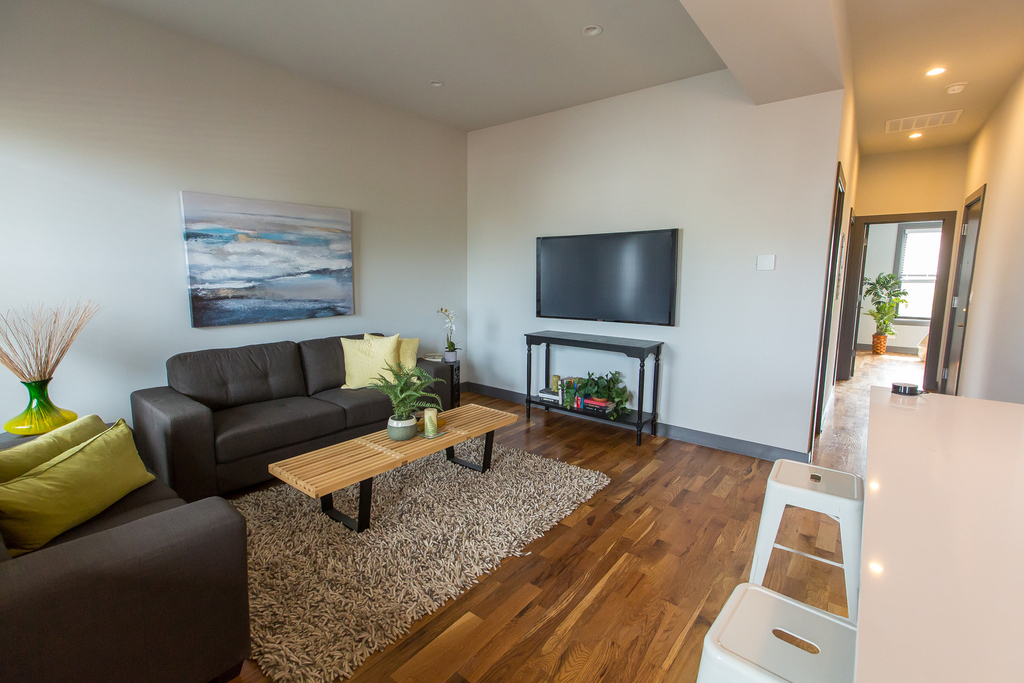 2850 N Seminary Avenue - Photo 6