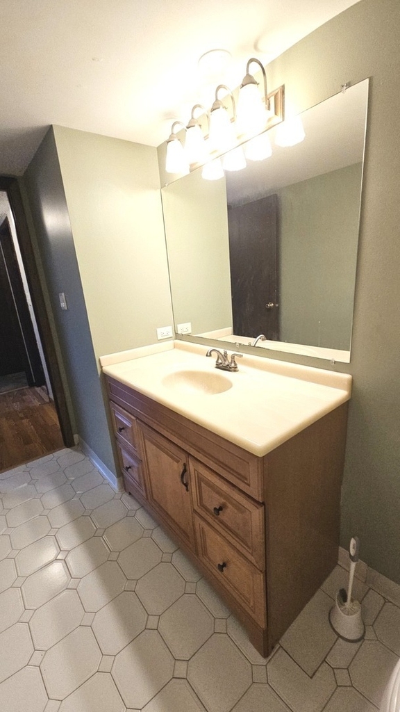 13615 Lamon Avenue - Photo 14
