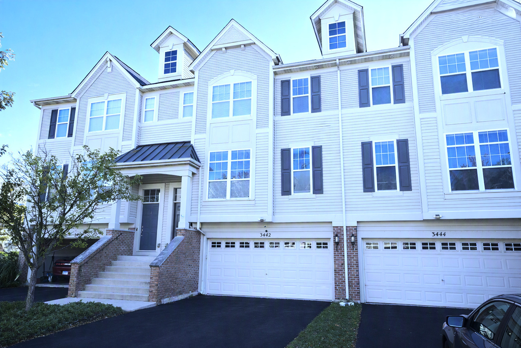 3442 Bradbury Circle - Photo 0