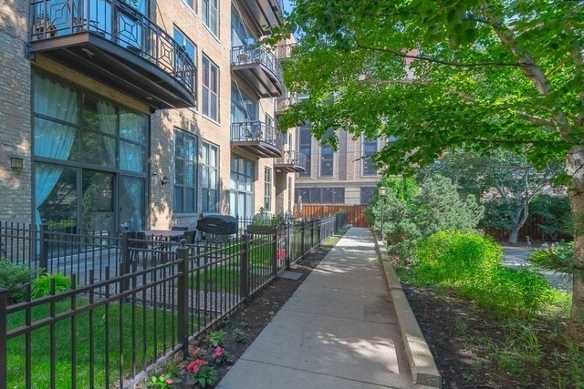 1330 W Monroe Street - Photo 1