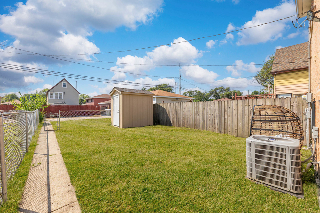 9154 S Luella Avenue - Photo 29