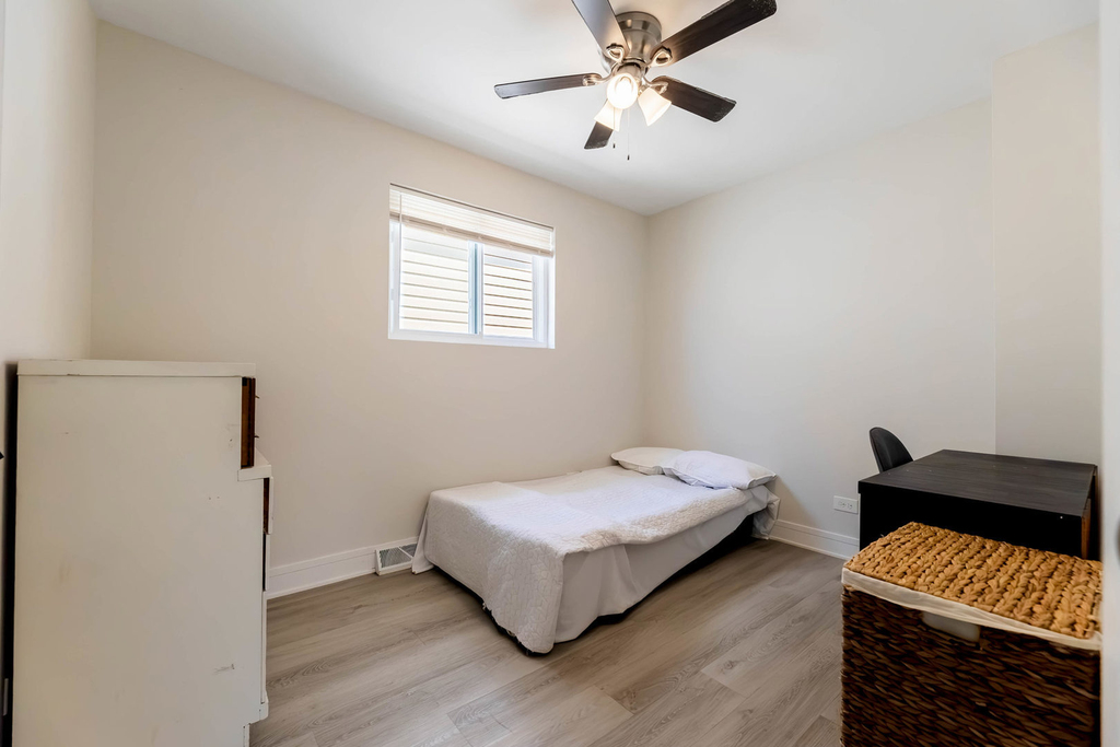 9154 S Luella Avenue - Photo 19