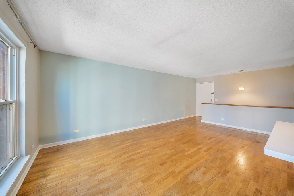 711 W Gordon Terrace - Photo 4