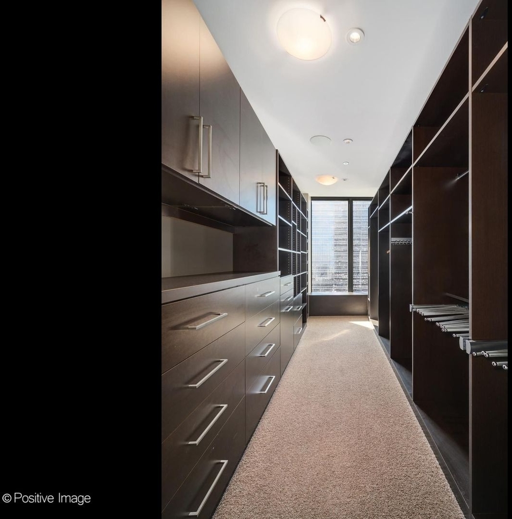 225 N Columbus Drive - Photo 17