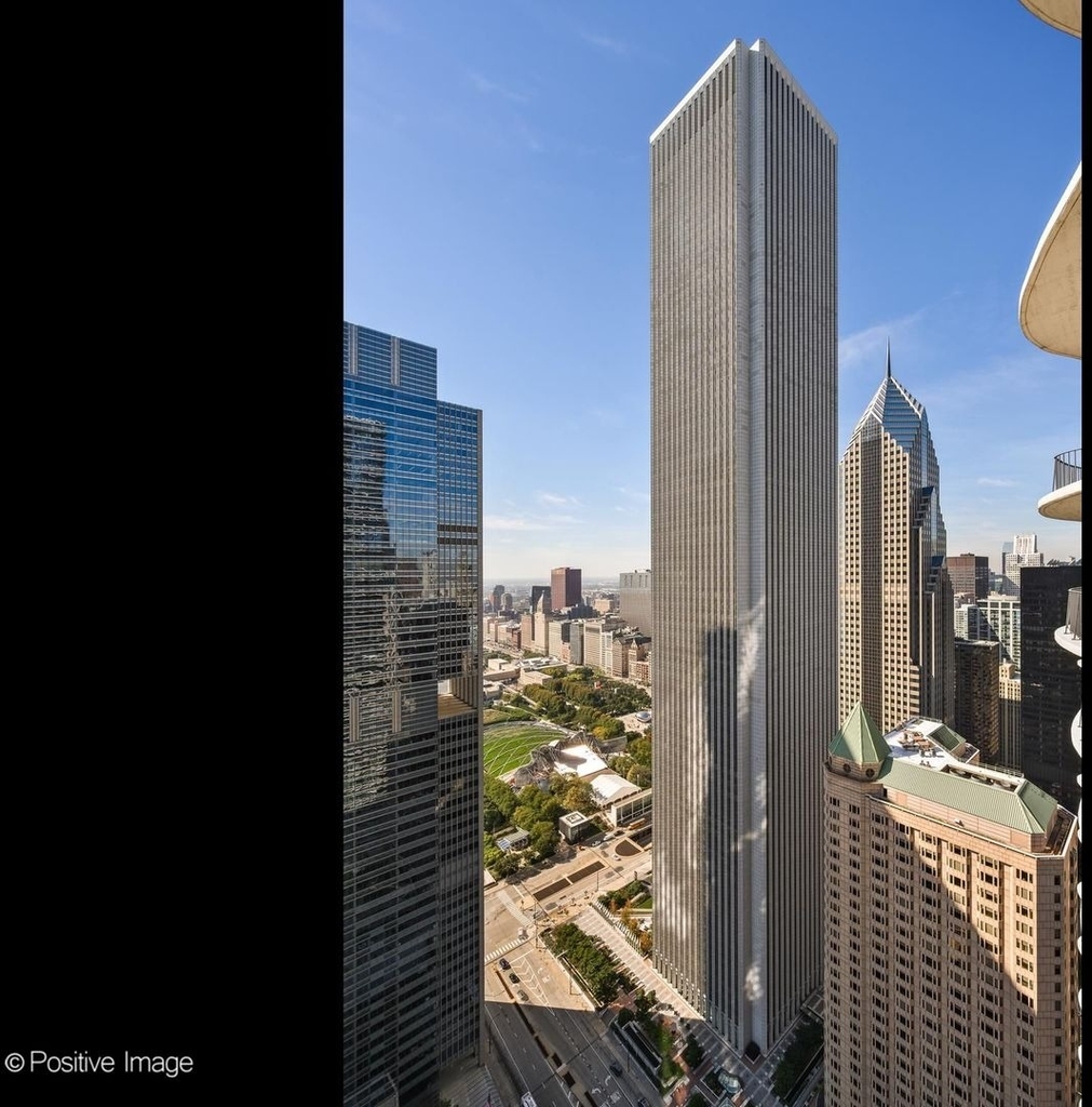 225 N Columbus Drive - Photo 25