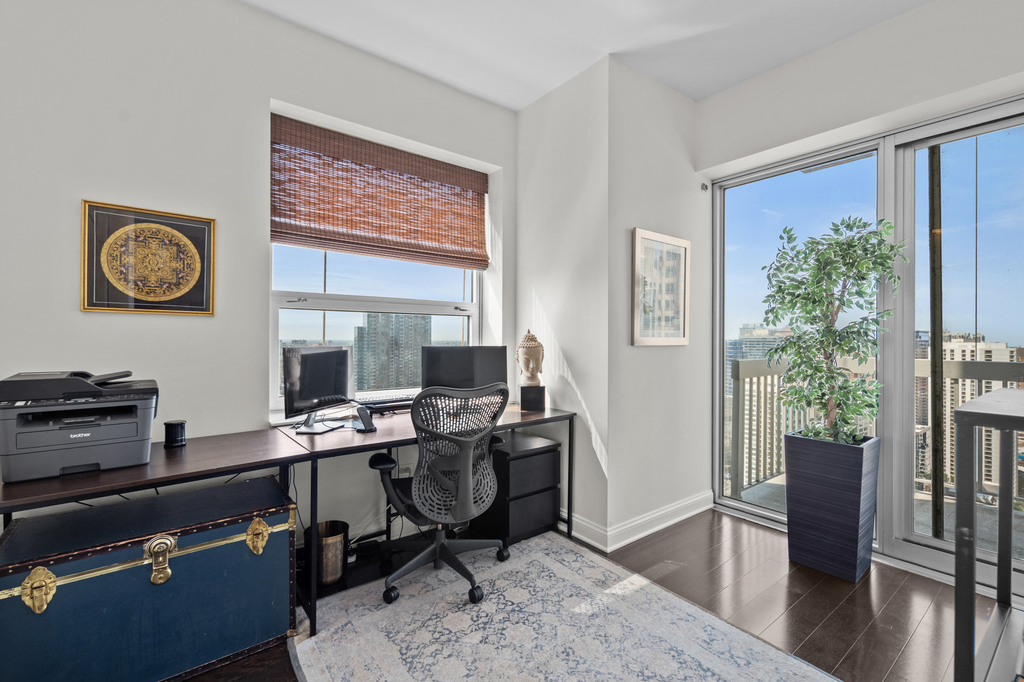 545 N Dearborn Street - Photo 17