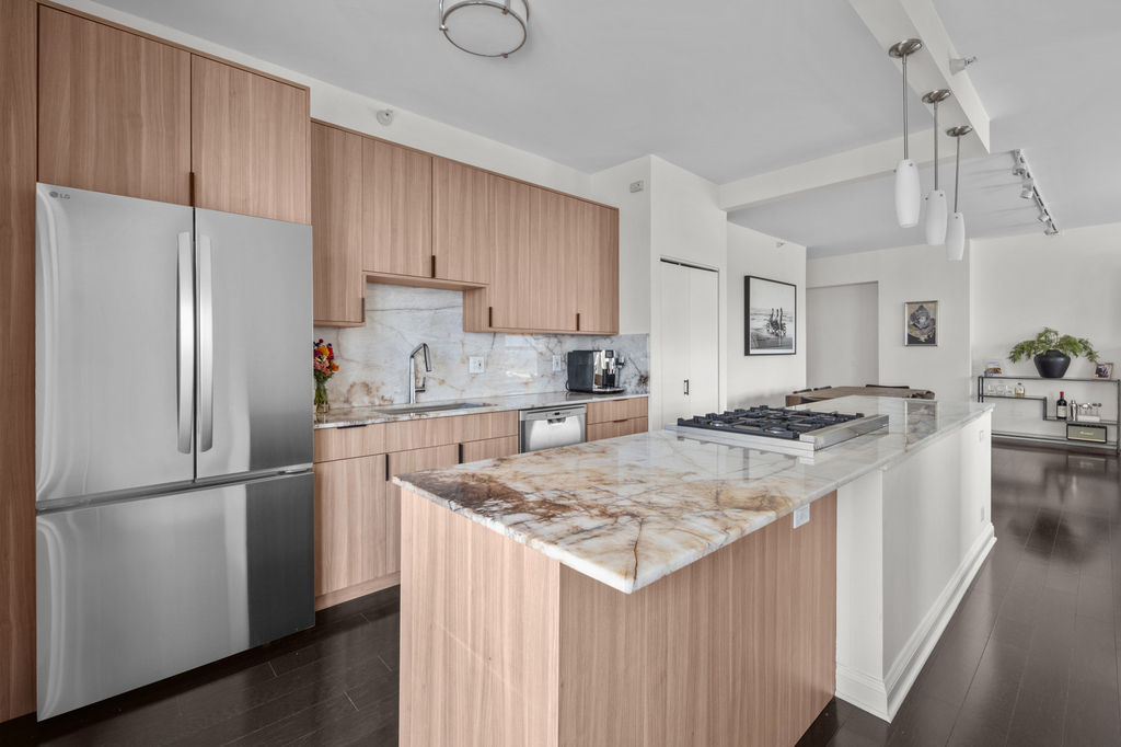 545 N Dearborn Street - Photo 5