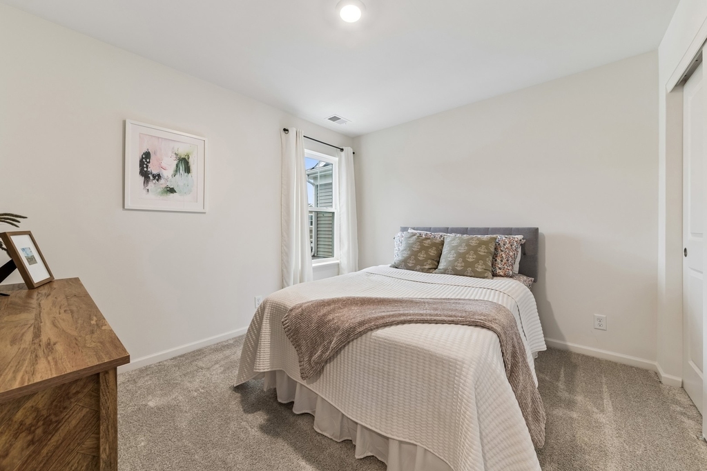 1088 Moraine Drive - Photo 9