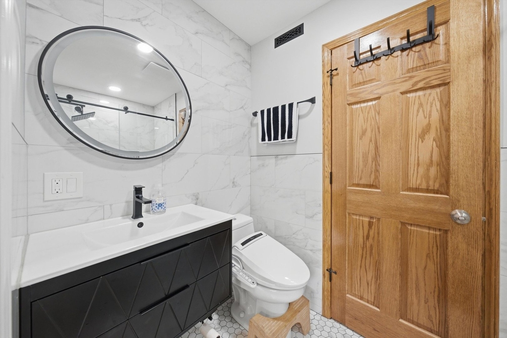 8524 Golfview Drive - Photo 24