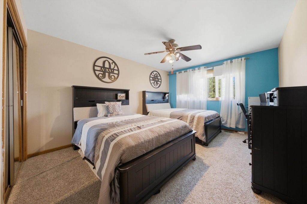 8524 Golfview Drive - Photo 23