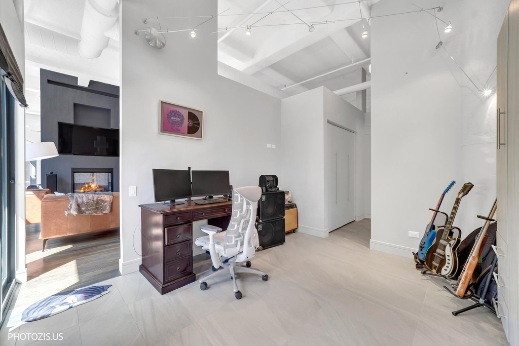 1000 W Washington Boulevard - Photo 33