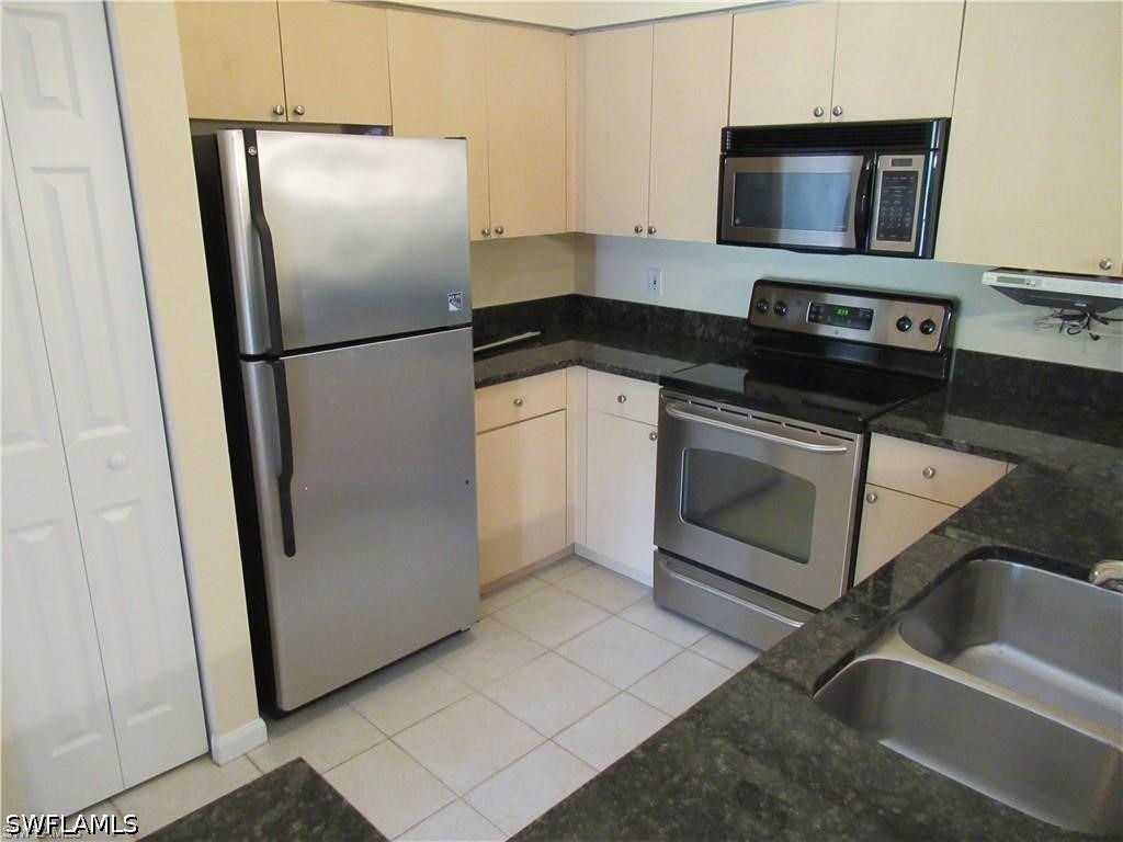 1105 Reserve Court - Photo 1