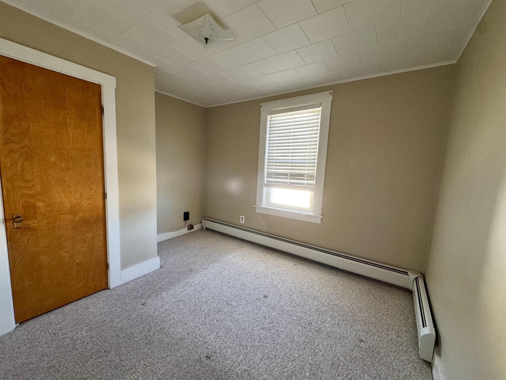 139 Main - Photo 12