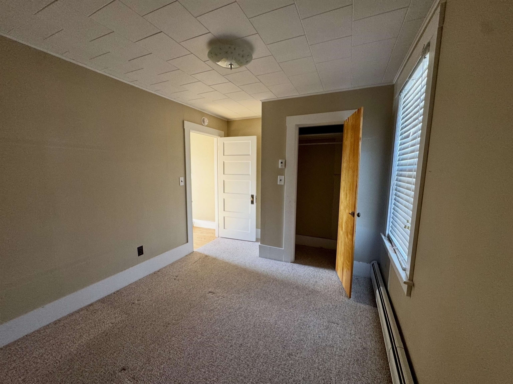 139 Main - Photo 15