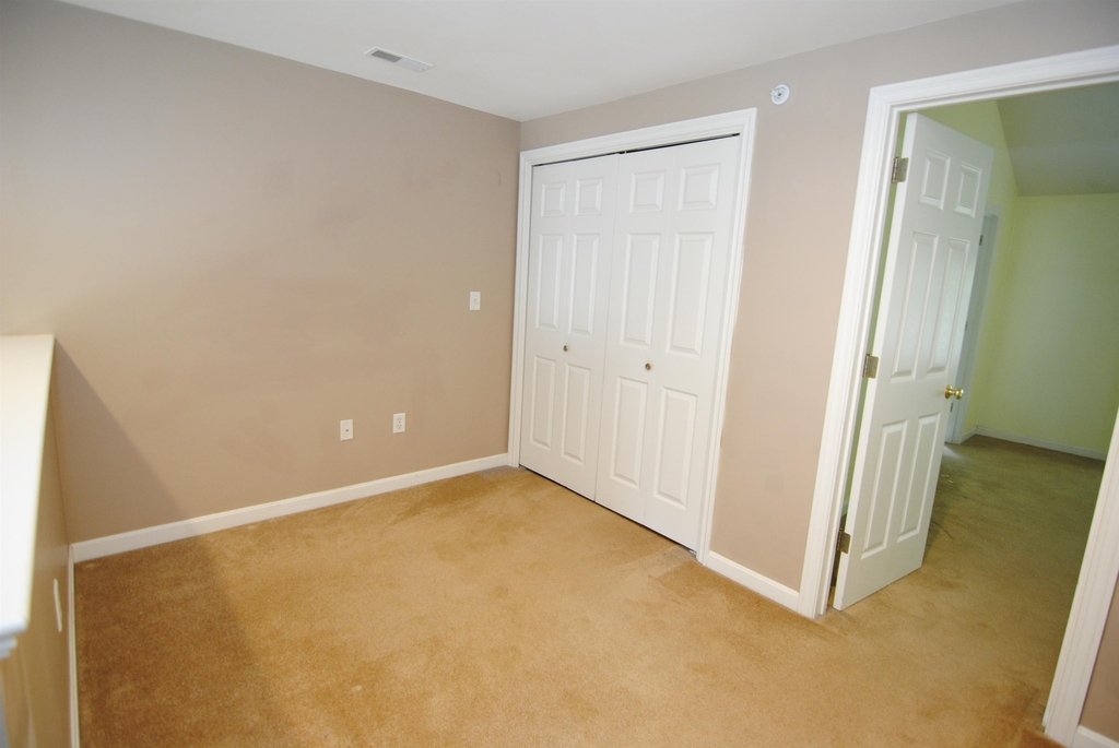 75 Barrington - Photo 13