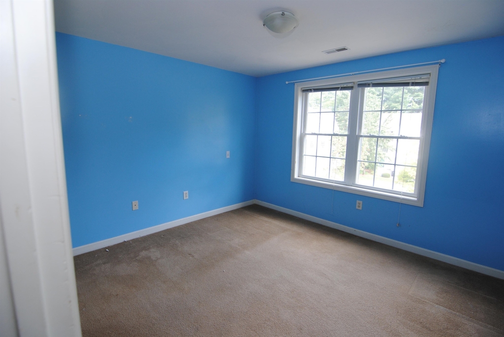 75 Barrington - Photo 11