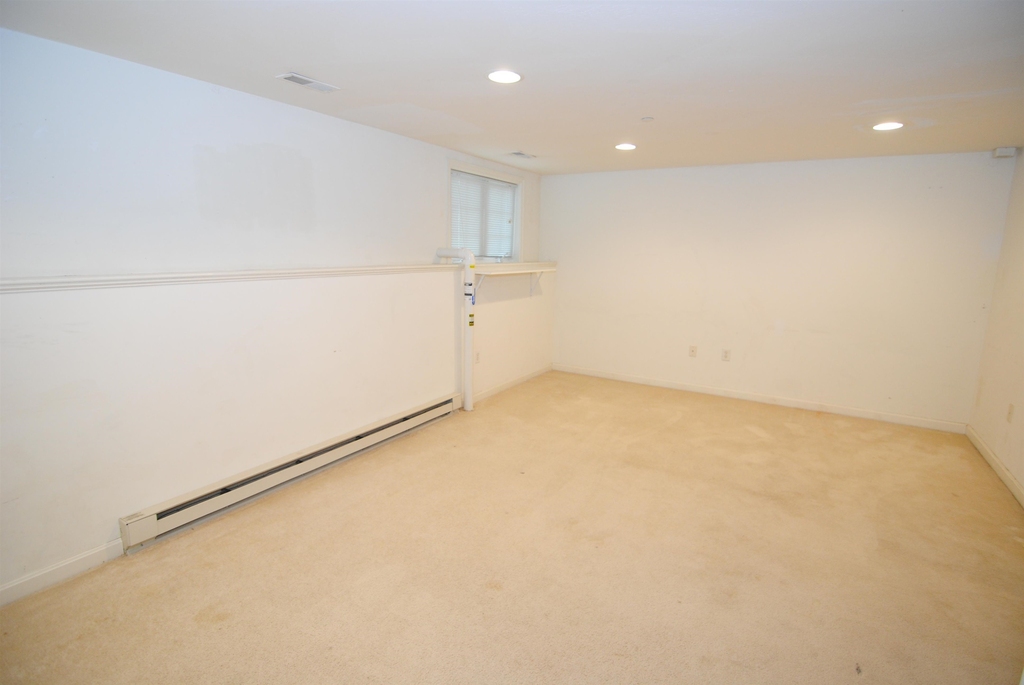 75 Barrington - Photo 10