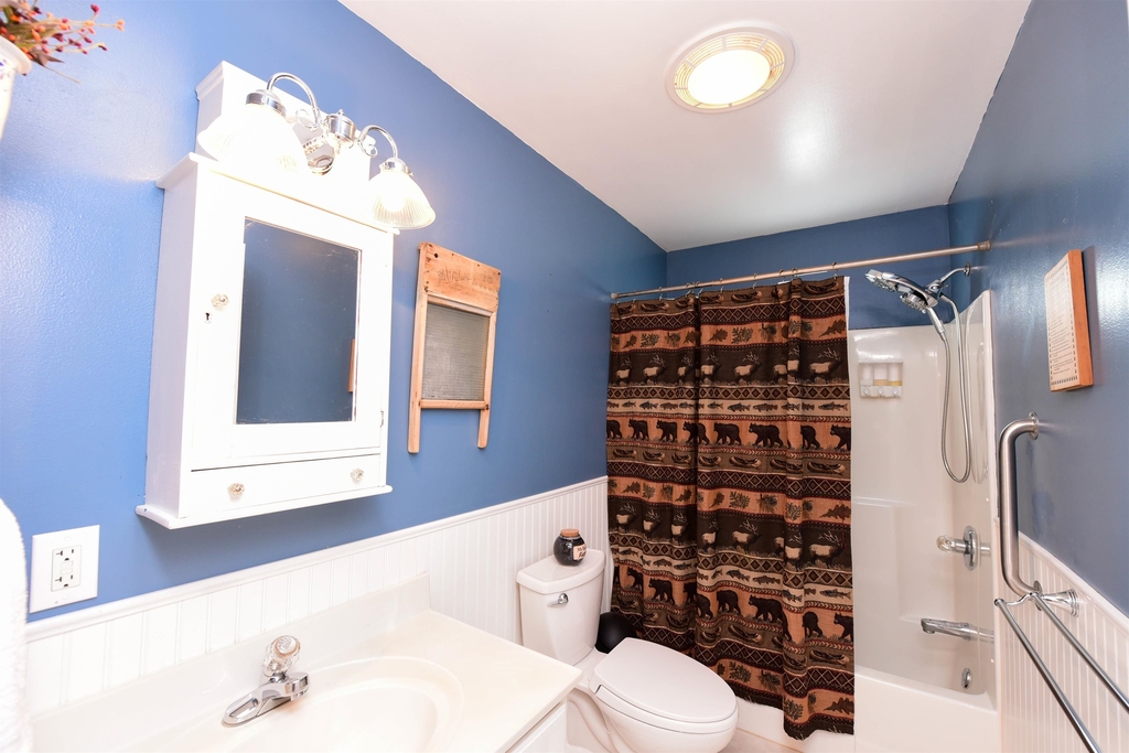 137 White Tail - Photo 23