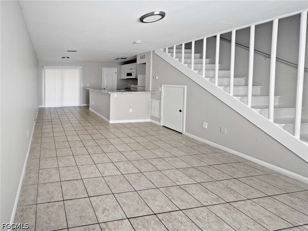 6635 Warwick Circle - Photo 7