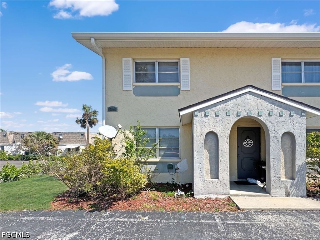 6635 Warwick Circle - Photo 1