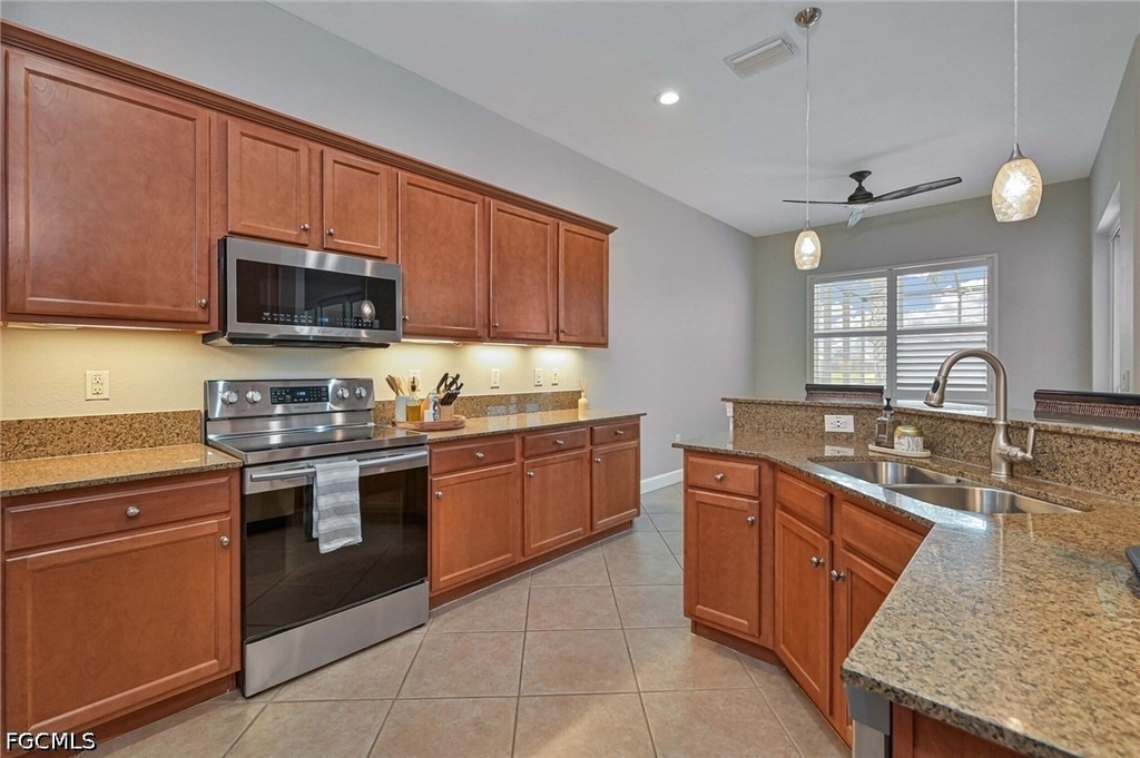 5709 Calmar Breeze Lane - Photo 13