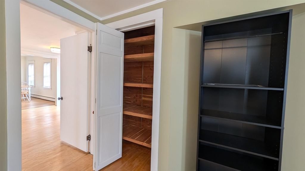 200 South Main - Photo 10