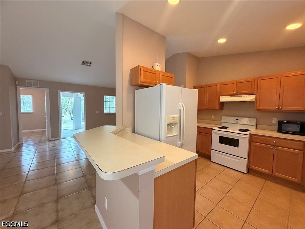 566 Nimitz Boulevard - Photo 8