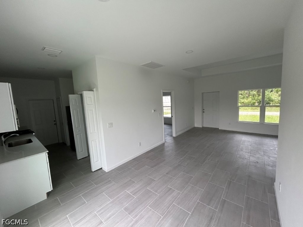 1141 Columbo Avenue S - Photo 3