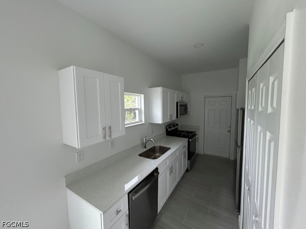 1141 Columbo Avenue S - Photo 4