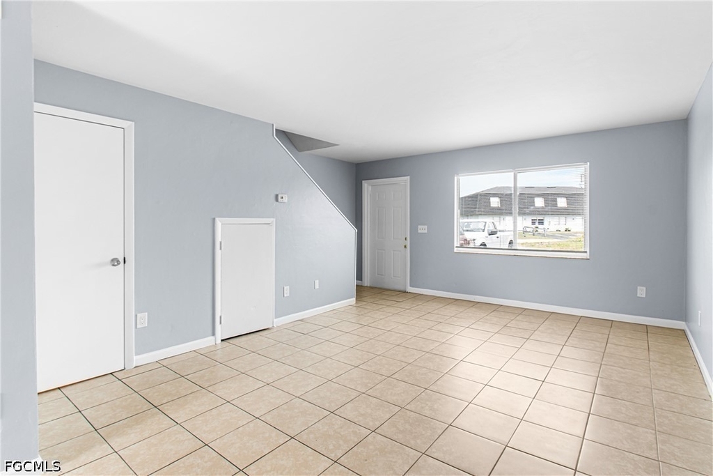 4497 Frankie Court - Photo 6