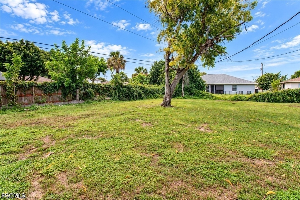 4497 Frankie Court - Photo 2