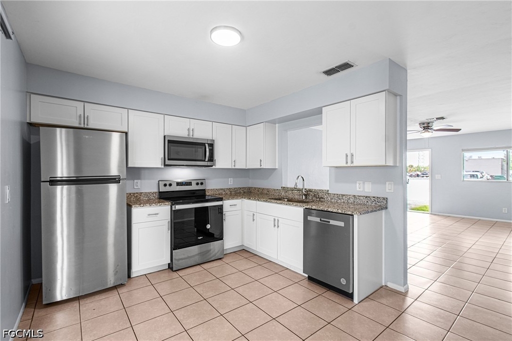 4448 Frankie Court - Photo 8