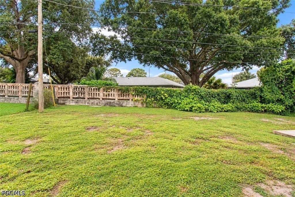 4448 Frankie Court - Photo 27