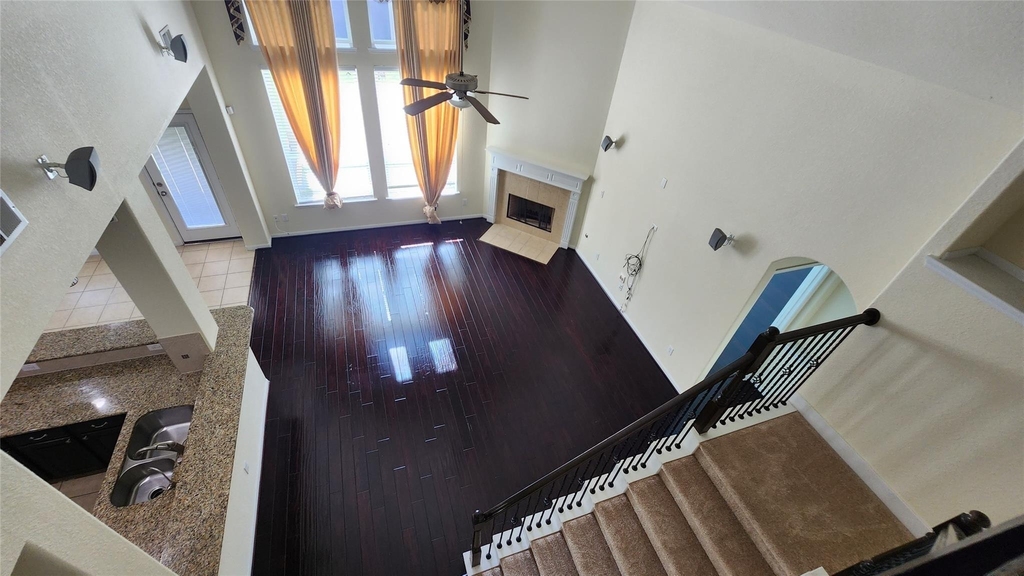 2318 Nashmor Drive - Photo 3