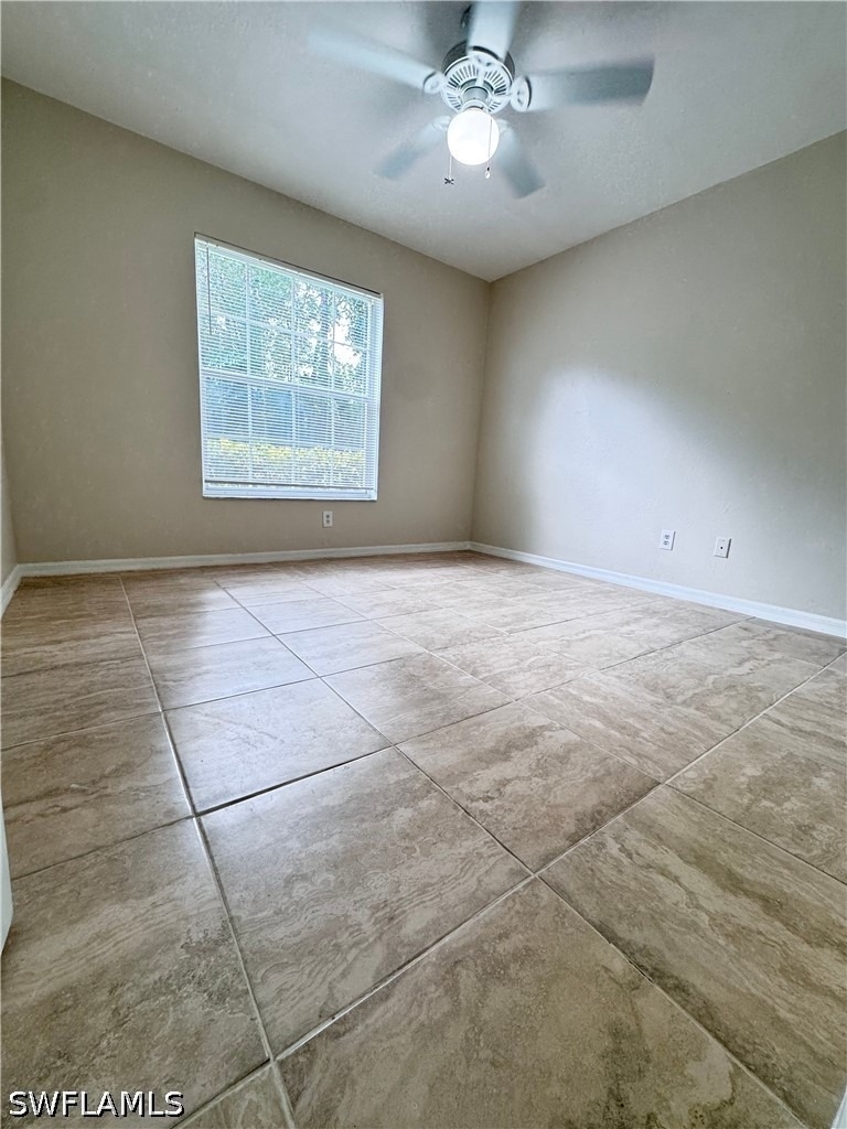 28251 Pine Haven Way - Photo 20