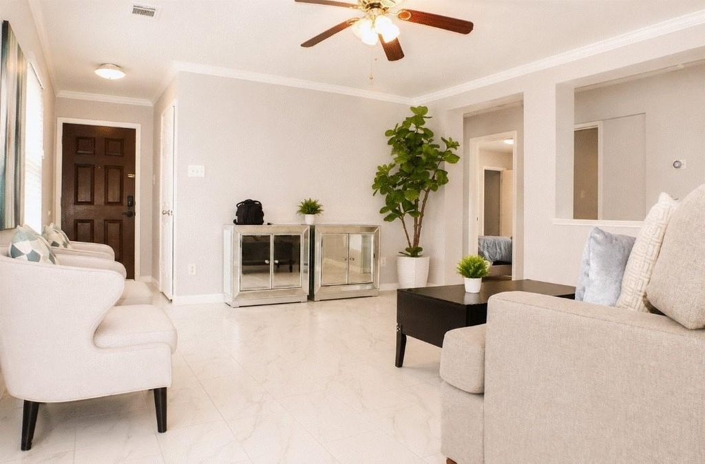 8515 Westknoll Lane - Photo 5
