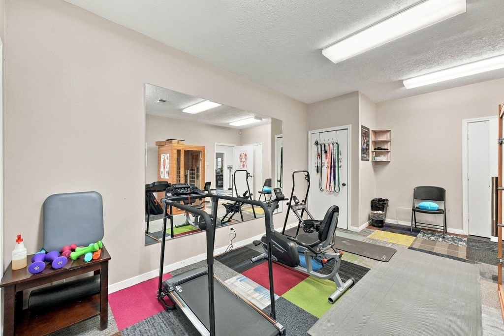 1224 Holland Avenue - Photo 29