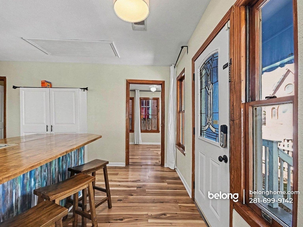 2907 Avenue M 1/2 - Photo 3