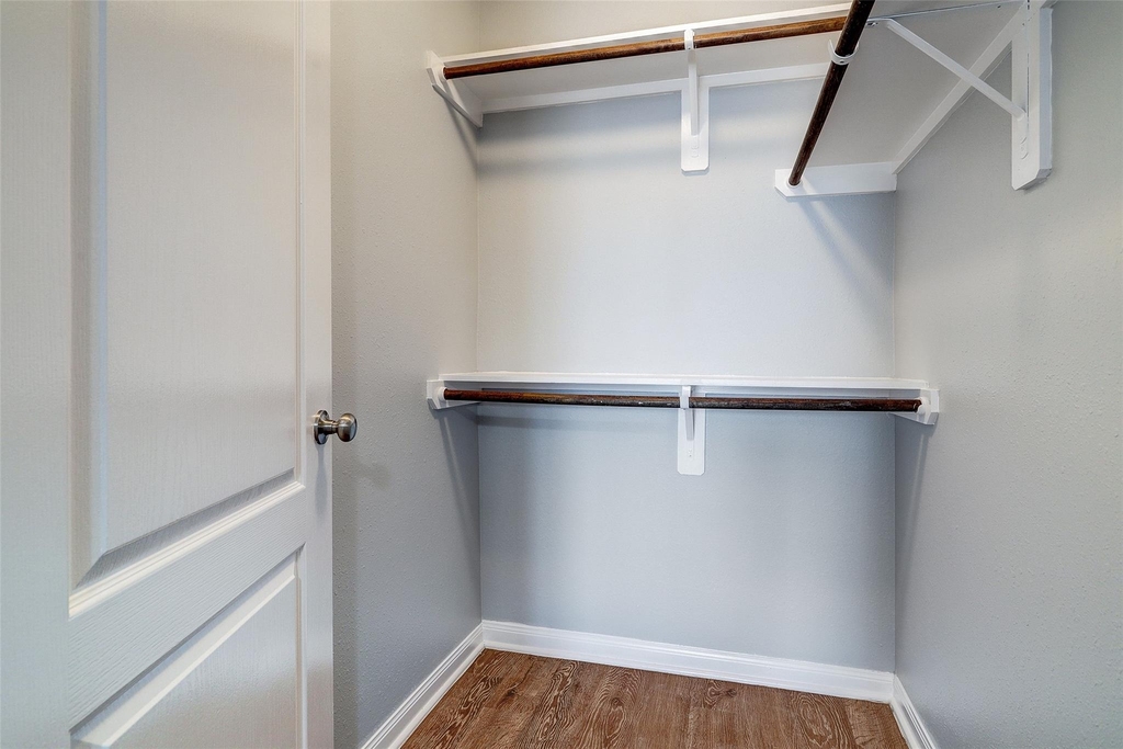 835 Heights Boulevard - Photo 5