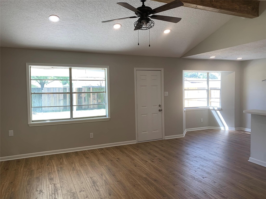 13826 Maisemore Road - Photo 6