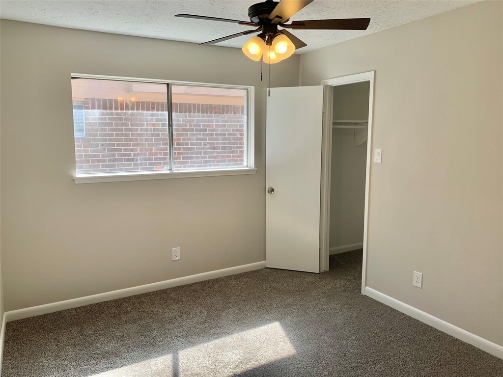 13826 Maisemore Road - Photo 12