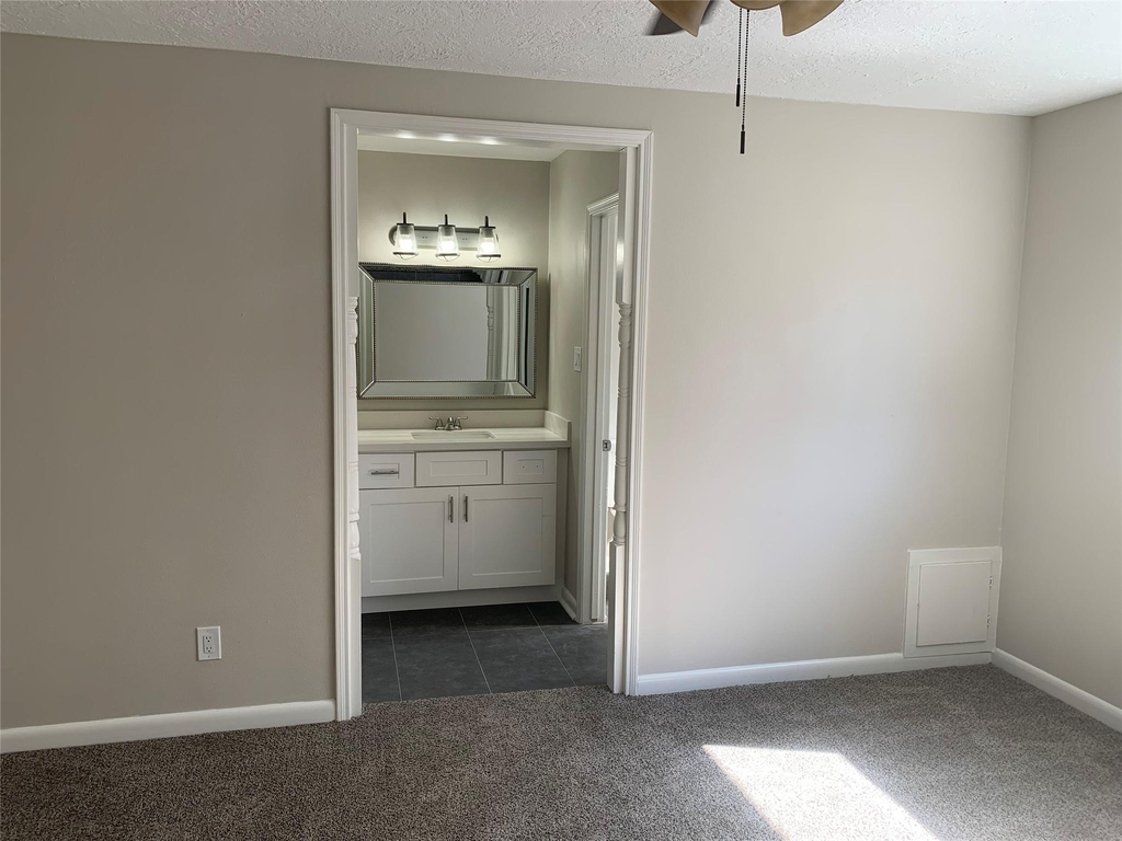 13826 Maisemore Road - Photo 9